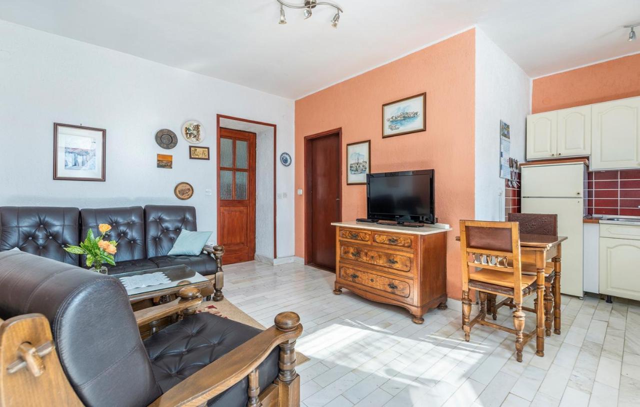 House Peresiji Otel Dış mekan fotoğraf